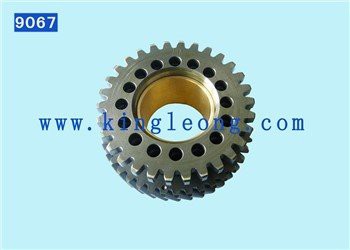 Rhannau Tractor MTZ 240-1006312 Gêr